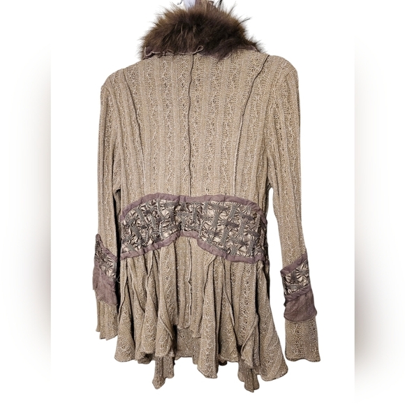 Aris A faux fur sweater with waist embellishments. (Magnolia Peal vibe) Small - Picture 4 of 8